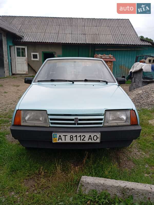 Хэтчбек ВАЗ 2109 1996 в 