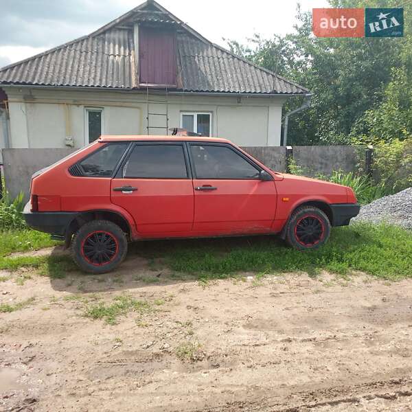 Хэтчбек ВАЗ / Lada 2109 1991 в Хмельницком