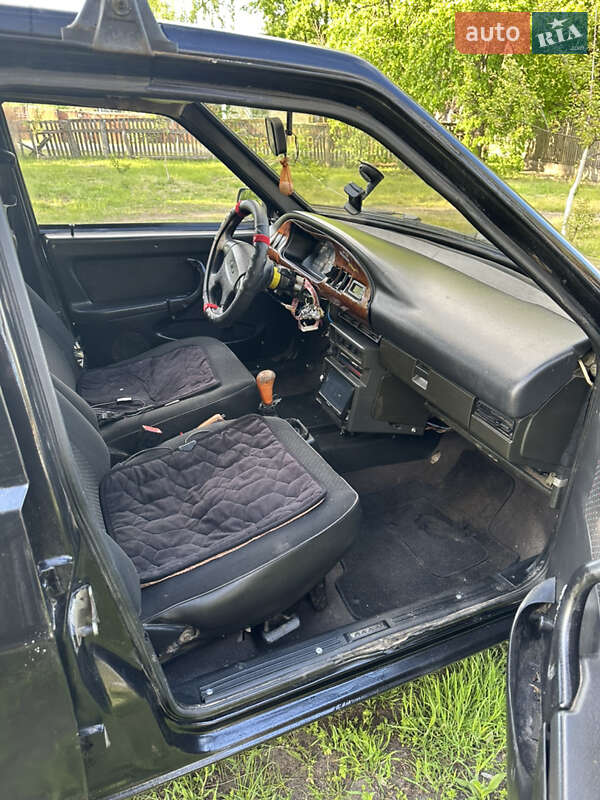 Хэтчбек ВАЗ / Lada 2109 1998 в Батурине фото 9 Хэтчбек ВАЗ / Lada 2109 1998 в Батурине