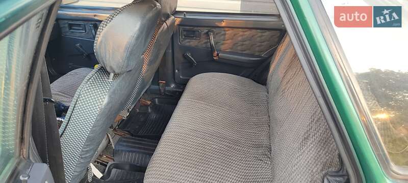 Хэтчбек ВАЗ / Lada 2109 2000 в Сумах
