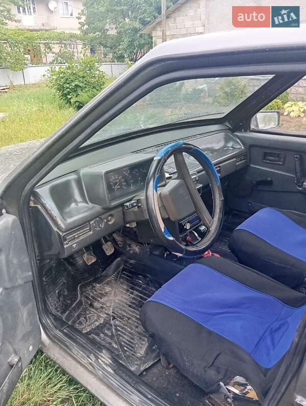 Хэтчбек ВАЗ / Lada 2109 1994 в Черновцах