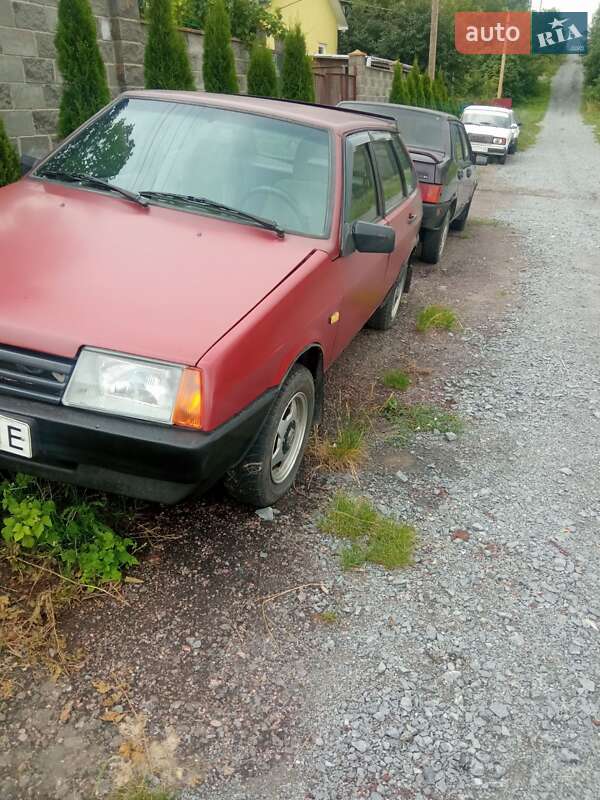 Хэтчбек ВАЗ / Lada 2109 1991 в Ровно