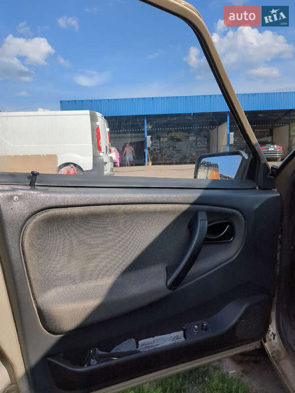 Хэтчбек ВАЗ / Lada 2109 2011 в Глухове