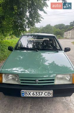 Хэтчбек ВАЗ 2109 1989 в Остроге