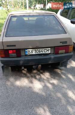 Хэтчбек ВАЗ 2109 1990 в Каменец-Подольском