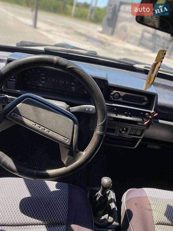 Хэтчбек ВАЗ / Lada 2109 2001 в Рудки