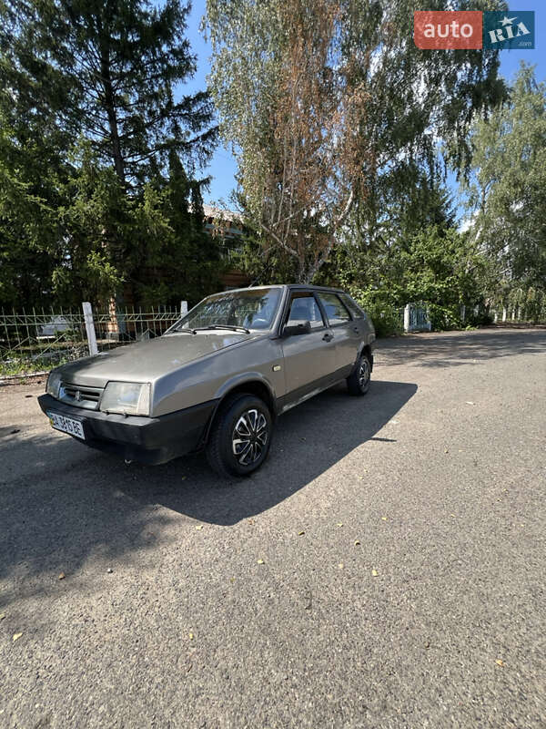 Хэтчбек ВАЗ / Lada 2109 1995 в Гайвороне