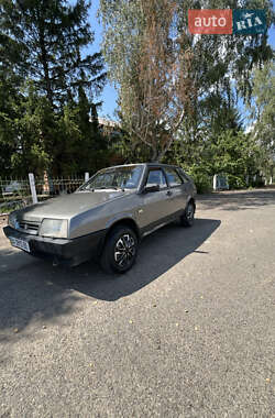 Хэтчбек ВАЗ 2109 1995 в 