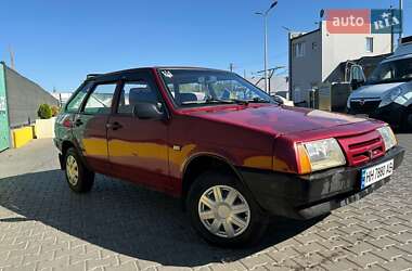 Хэтчбек ВАЗ 2109 1992 в 