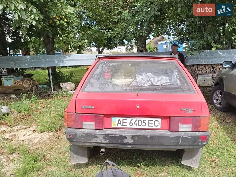 Хэтчбек ВАЗ / Lada 2109 1990 в Катюжанке