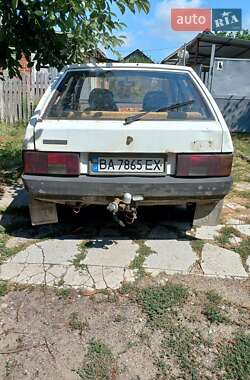 Хэтчбек ВАЗ 2109 1988 в 