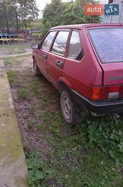 Хэтчбек ВАЗ 2109 1989 в 