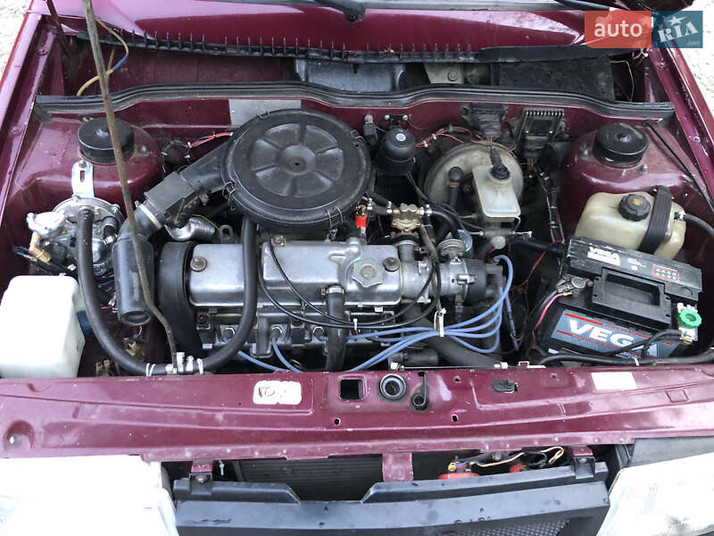 Хэтчбек ВАЗ / Lada 2109 2000 в Николаеве фото 7 Хэтчбек ВАЗ / Lada 2109 2000 в Николаеве