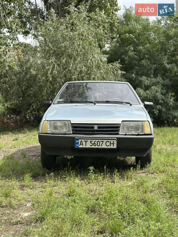 Хэтчбек ВАЗ / Lada 2109 2005 в Киеве