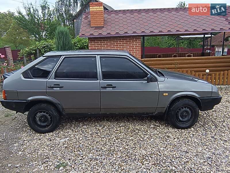 Хетчбек ВАЗ / Lada 2109 1991 в Косові