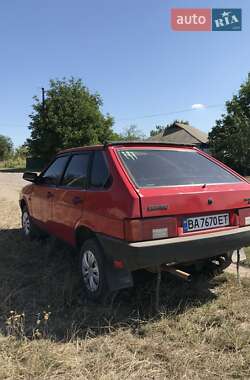 Хэтчбек ВАЗ 2109 1990 в 