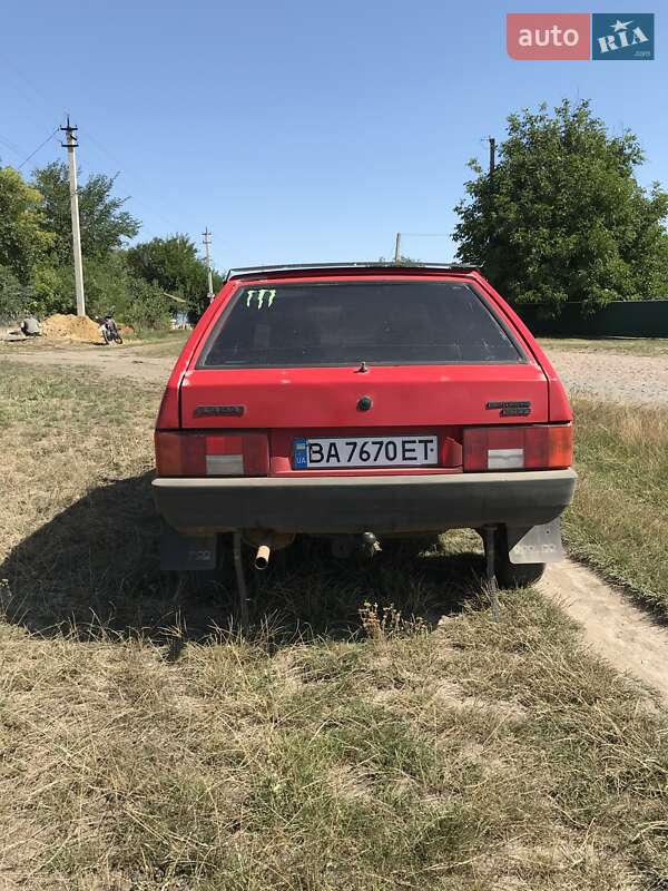 Хетчбек ВАЗ / Lada 2109 1990 в Благовіщенську фото 6 Хетчбек ВАЗ / Lada 2109 1990 в Благовіщенську