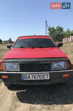 Хэтчбек ВАЗ 2109 1990 в 