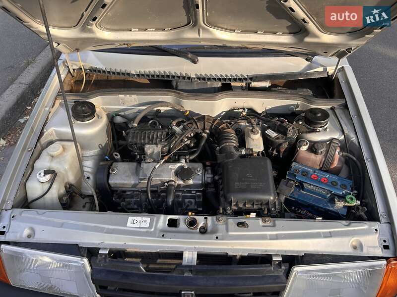 Хэтчбек ВАЗ / Lada 2109 2009 в Киеве