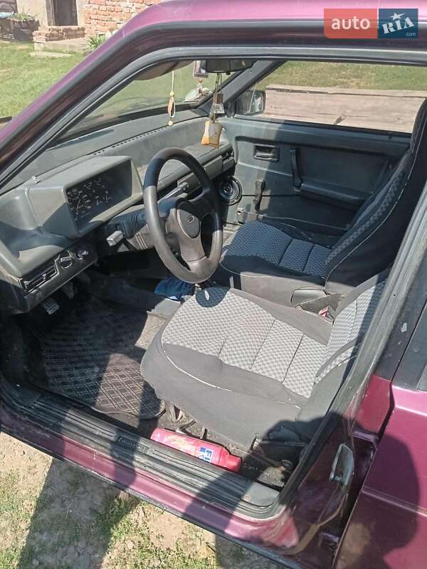 Хэтчбек ВАЗ / Lada 2109 1995 в Монастыриске