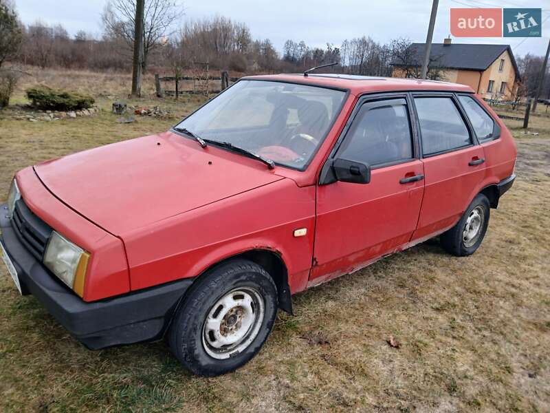 Хэтчбек ВАЗ / Lada 2109 1989 в Немирове