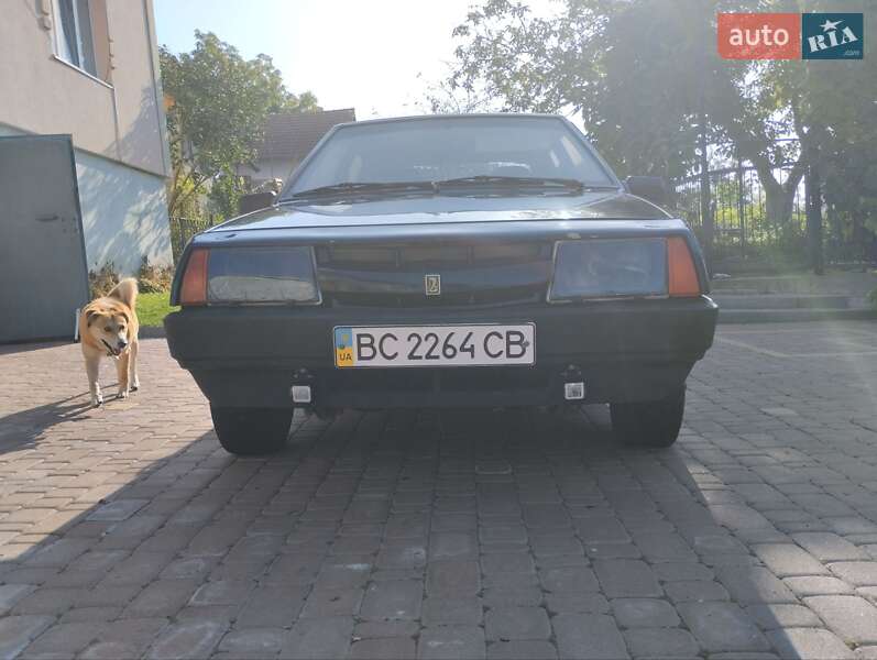 Хэтчбек ВАЗ / Lada 2109 1989 в Щирце