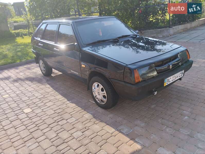 Хэтчбек ВАЗ / Lada 2109 1989 в Щирце
