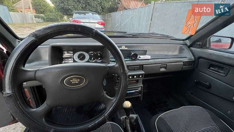 Хетчбек ВАЗ / Lada 2109 1993 в Мерефа фото 3 Хетчбек ВАЗ / Lada 2109 1993 в Мерефа