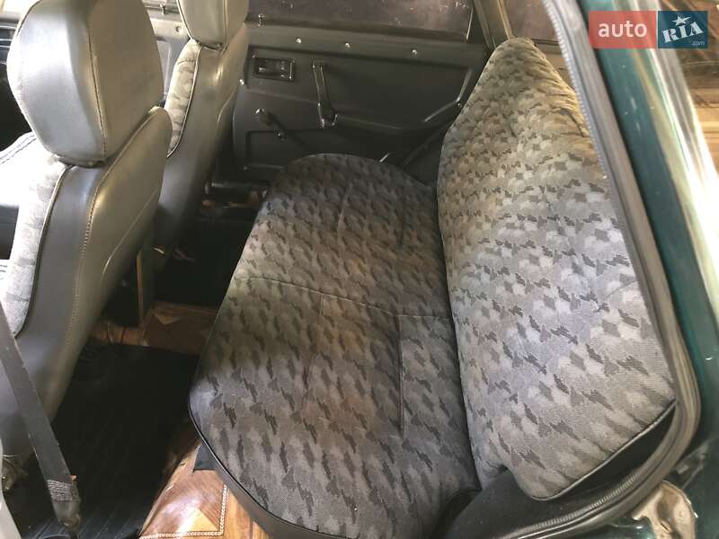 Хэтчбек ВАЗ / Lada 2109 2001 в Днепре