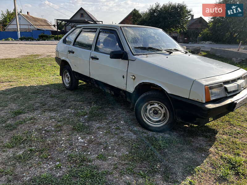 Хэтчбек ВАЗ / Lada 2109 1991 в Запорожье