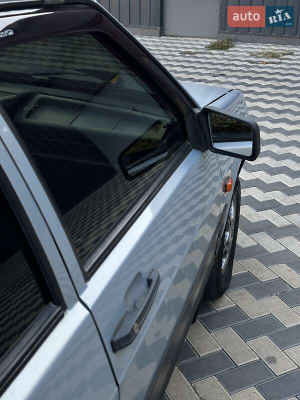 Хэтчбек ВАЗ / Lada 2109 2004 в Николаеве фото 8 Хэтчбек ВАЗ / Lada 2109 2004 в Николаеве