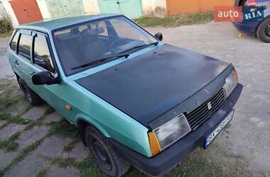 Хэтчбек ВАЗ 2109 2003 в Изяславе