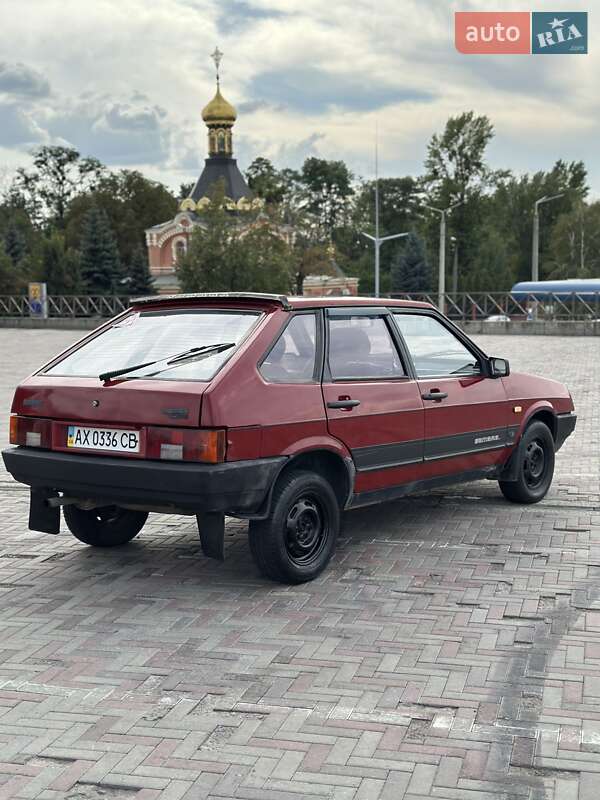 Хэтчбек ВАЗ / Lada 2109 1993 в Харькове