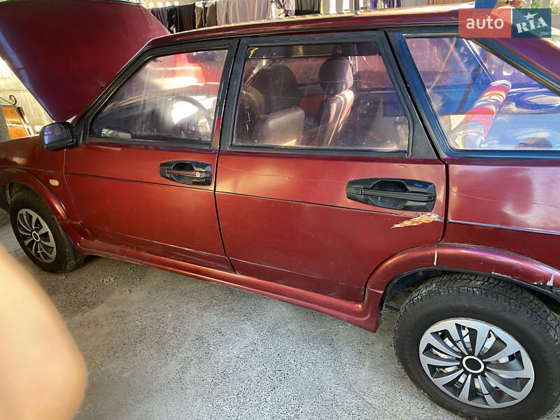 Хэтчбек ВАЗ / Lada 2109 1993 в Гайсине