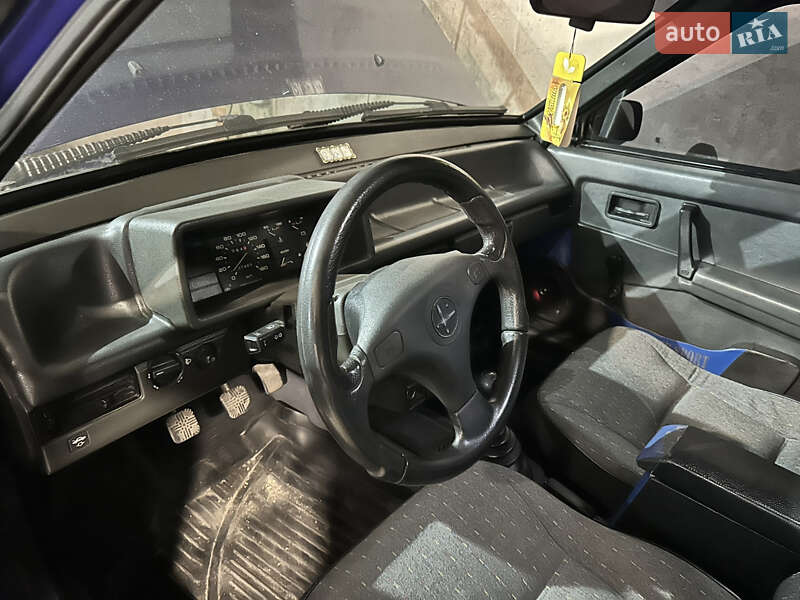 Хетчбек ВАЗ / Lada 2109 1996 в Кропивницькому фото 4 Хетчбек ВАЗ / Lada 2109 1996 в Кропивницькому