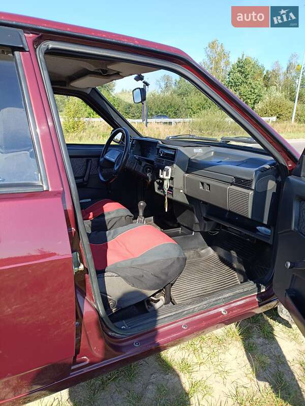 Хэтчбек ВАЗ / Lada 2109 2006 в Львове