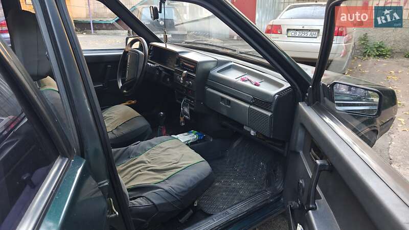 Хэтчбек ВАЗ / Lada 2109 2001 в Чернигове