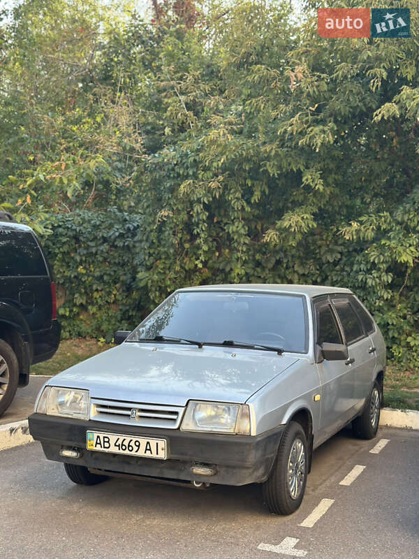 Хэтчбек ВАЗ / Lada 2109 2001 в Киеве