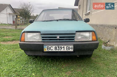 Хэтчбек ВАЗ 2109 1999 в 