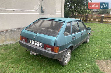 Хэтчбек ВАЗ 2109 1999 в 
