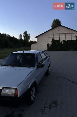 Хэтчбек ВАЗ 2109 1992 в 