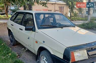 Хэтчбек ВАЗ 2109 1988 в 