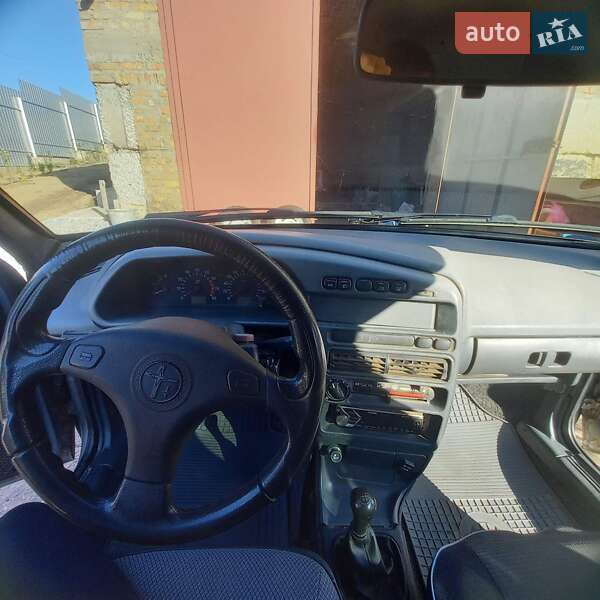 Хэтчбек ВАЗ / Lada 2109 2007 в Томаковке