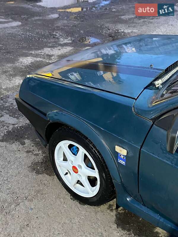 Хэтчбек ВАЗ / Lada 2109 1996 в Харькове