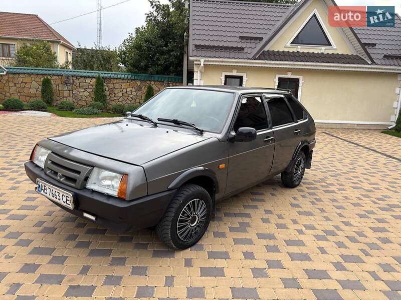 Хэтчбек ВАЗ / Lada 2109 1991 в Могилев-Подольске