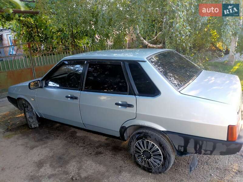 Хэтчбек ВАЗ / Lada 2109 2007 в Запорожье