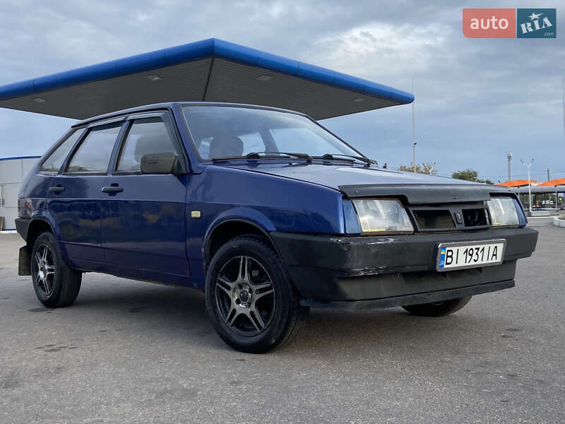 Хэтчбек ВАЗ / Lada 2109 2002 в Кременчуге