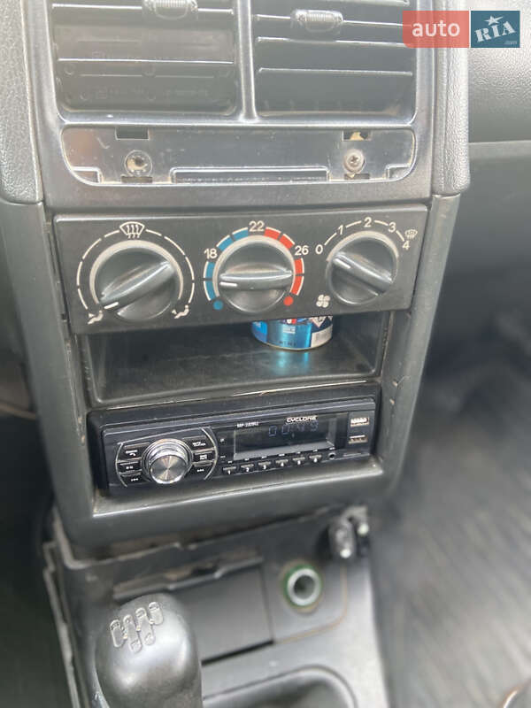 Хэтчбек ВАЗ / Lada 2109 2002 в Кременчуге