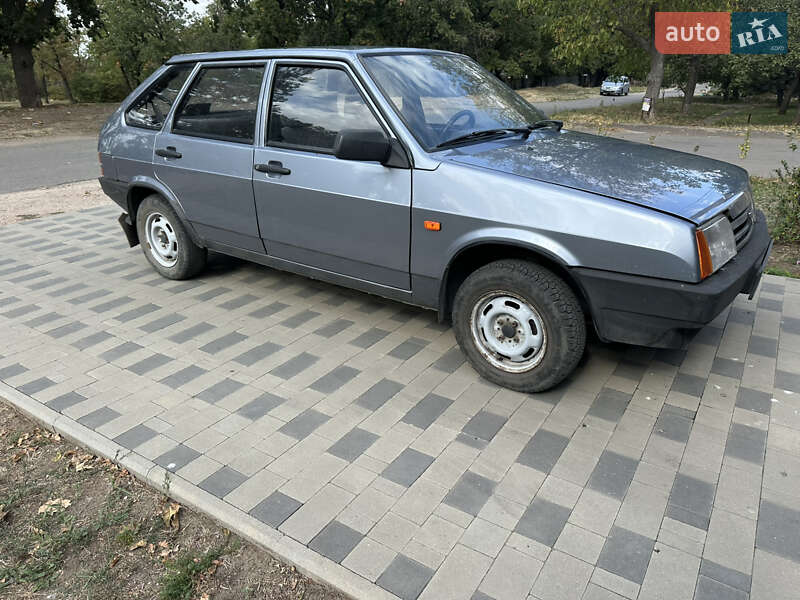 Хэтчбек ВАЗ / Lada 2109 2006 в Николаеве