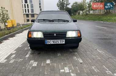 Хетчбек ВАЗ 2109 2002 в 